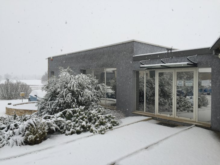 Les Bureaux dpot barjac sous la neige : 1505813486.img_3153.jpg
