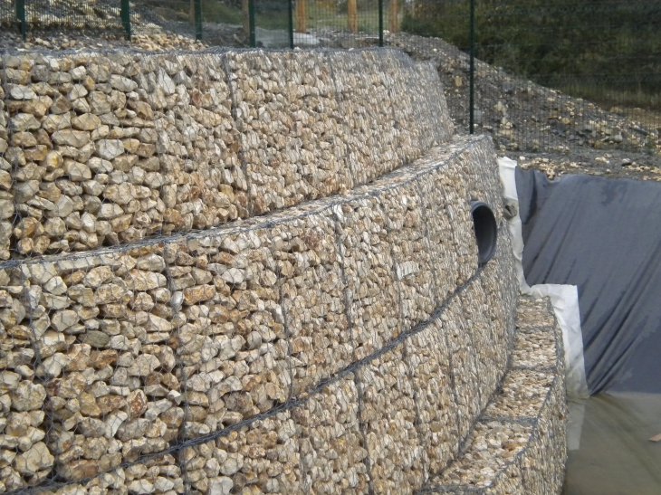 La Carrire Mur en gabion : 1564757441.gabions4.jpg